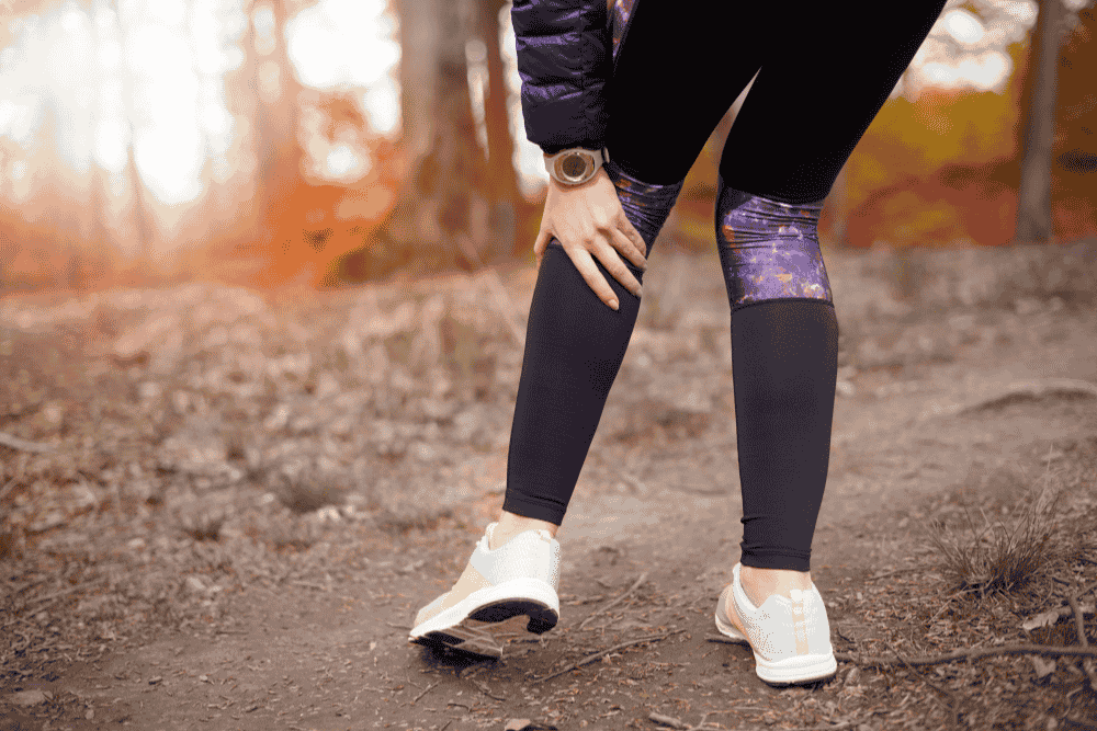 ¿Es bueno andar para la artrosis de rodilla? Mitos, verdades y guía para hacerlo sin dolor